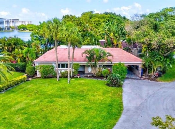2903 N Palm Aire Drive (VILLA), Pompano Beach, FL 33069