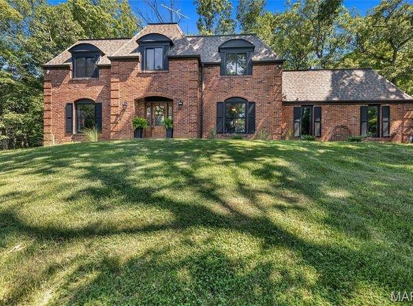 5 Dogwood Trail, Pacific, MO 63069