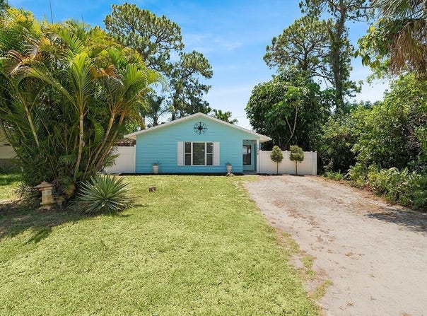 1256 16th Avenue SW, Vero Beach, FL 32962