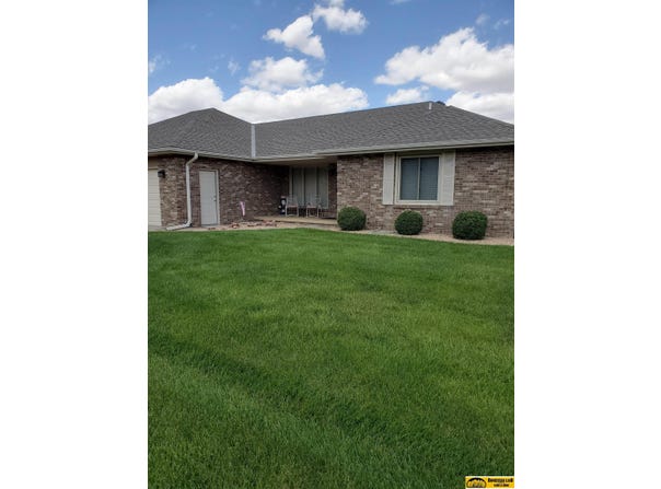#2 The Pines, Beatrice, NE 68310