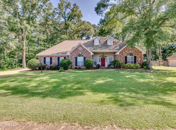 300 Wildwood Boulevard, Jackson, MS 39212