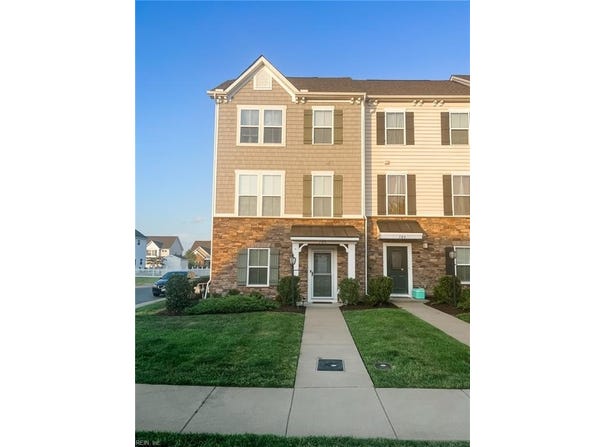 105 Williamson Park Lane, Smithfield, VA 23430
