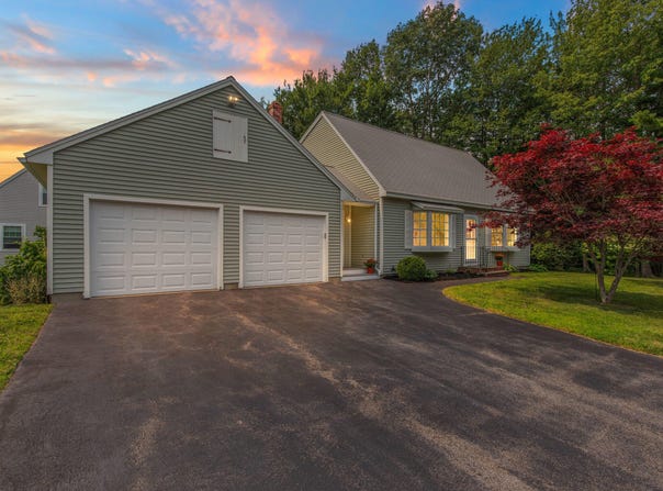 123 Boysenberry Drive, South Portland, ME 04106
