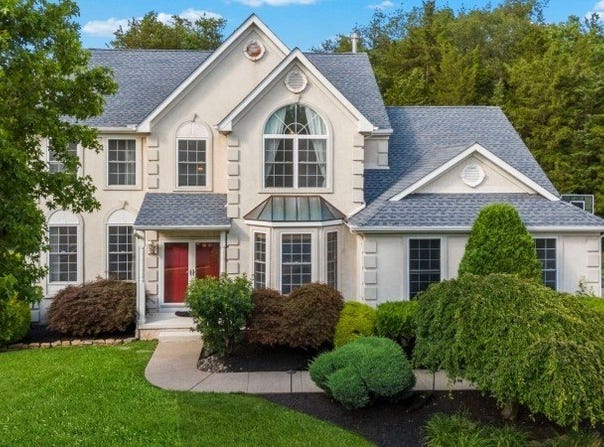 38 Margaret Dr, Franklin Twp., NJ 08873-2757