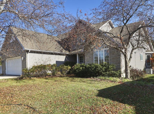 6001 94th Ct, Kenosha, WI 53142