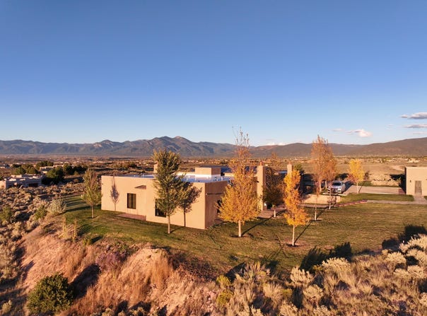 8 Golf Course Drive, Ranchos de Taos, NM 87557