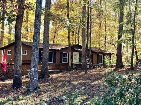 1070 Burdun Lane, Walnut Cove, NC 27052