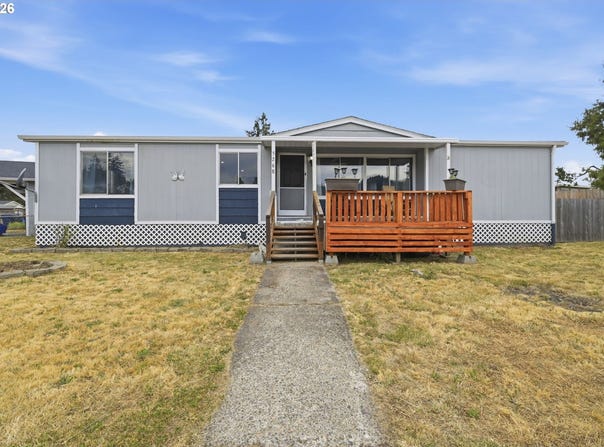 5268 FORSYTHIA Dr, Springfield, OR 97478