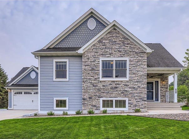 540 S Creek Drive N, Champlin, MN 55316