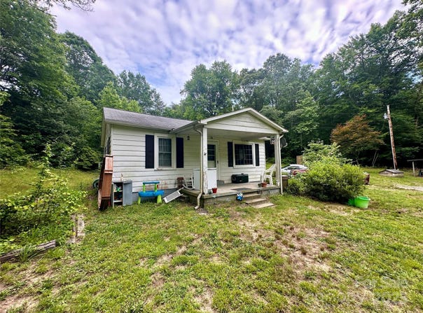 5203 Old NC 18 Road, Connelly Springs, NC 28612