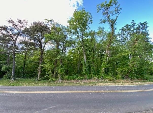 HOWARDSVILLE TPKE, STUARTS DRAFT, VA 24477