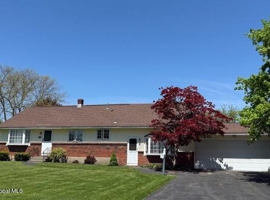 42 E Maynes Avenue, Guilderland, NY 12203