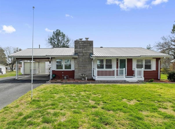 1010 White Avenue, Hartford, KY 42347-1625
