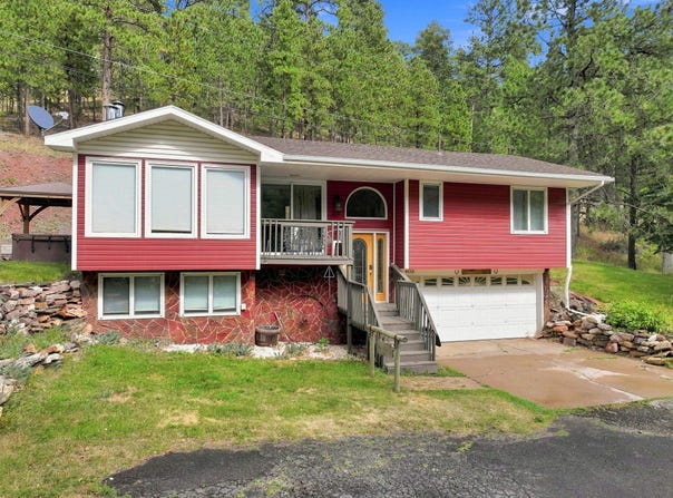 402 Dixon Avenue, Lead, SD 57754