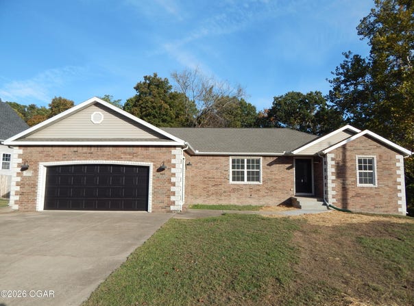 4313 Grand Avenue, Joplin, MO 64804