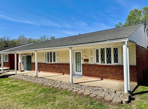 2391 Edgewood Dr, Portsmouth, OH 45662