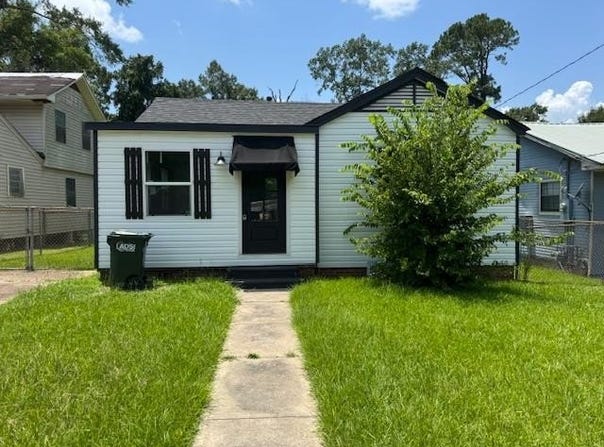302 S. Blue Bird, Natchez, MS 39120