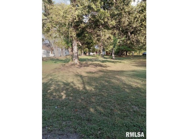 213 S 2ND Street, Mt Vernon, IL 62864