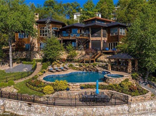864 Eagle Drive, Four Seasons, MO 65049
