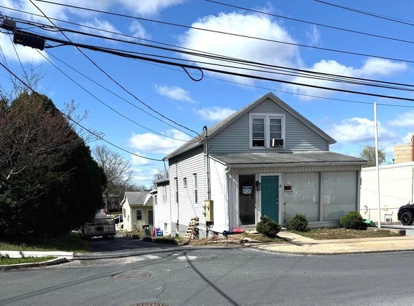 18 & 18 1/2 S 18TH STREET, CAMP HILL, PA 17011