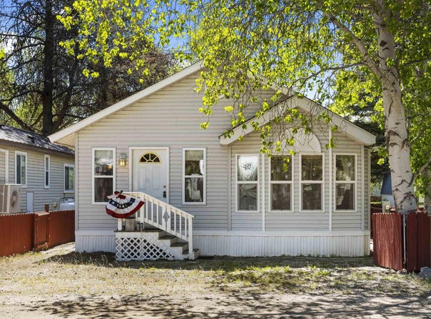 514 E13 Sawyer St, Cascade, ID 83611