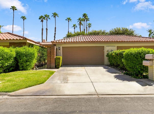 148 Las Lomas, Palm Desert, CA 92260