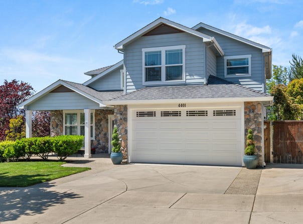 4401 Park Ridge Drive, Medford, OR 97504