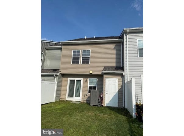 114 WHISPERING PINE DRIVE, BUNKER HILL, WV 25413