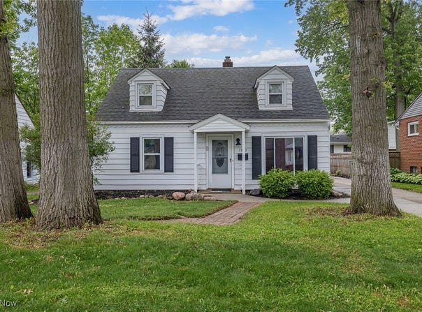5963 Porter Road, North Olmsted, OH 44070