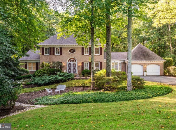 6922 WINNERS Circle, FAIRFAX STATION, VA 22039