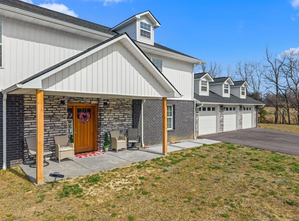 269 Buttercup Fields Road, Newport, TN 37821