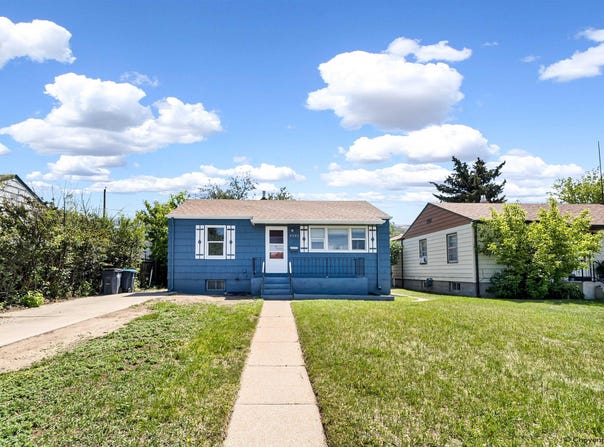 3333 DUFF AVE, Cheyenne, WY 82001