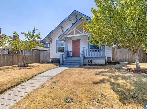 222 W 3rd St., Port Angeles, WA 98362