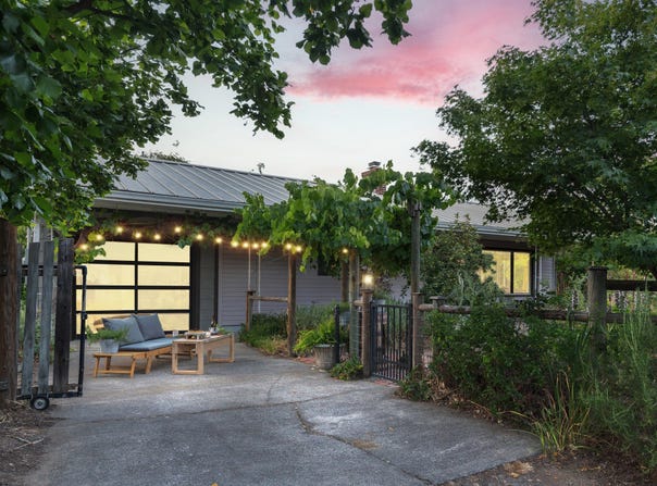 1342 SE Priscilla Lane, Grants Pass, OR 97526