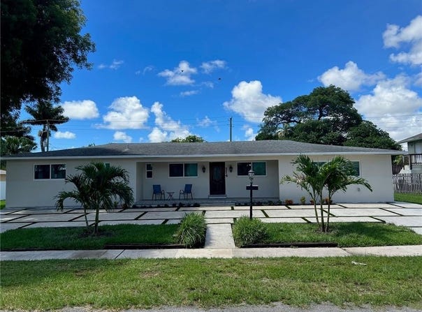 214 SE 5th St, Dania Beach, FL 33004