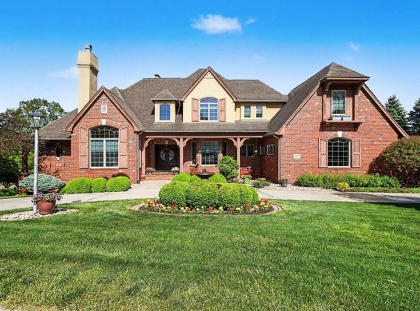 10195 Floyd, Crown Point, IN 46307