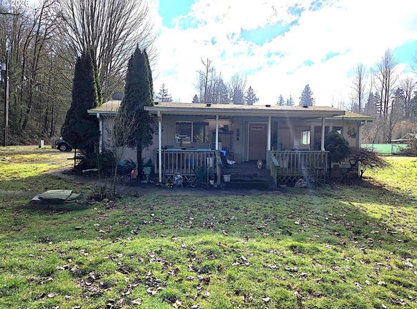 208 BURMA Rd, CastleRock, WA 98611