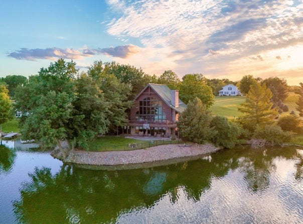 520 Kramer Rd, Avon, IL 61415
