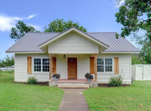 1713 Cates Street, Bridgeport, TX 76426