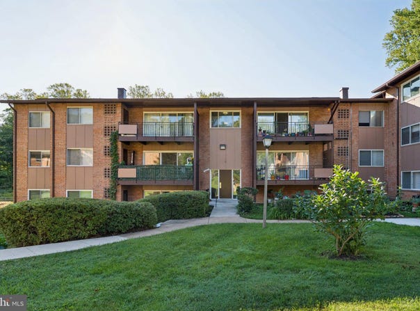10165 FAIR WOODS Drive, FAIRFAX, VA 22030