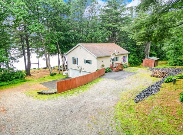 1068 River Road, Clinton, ME 04927