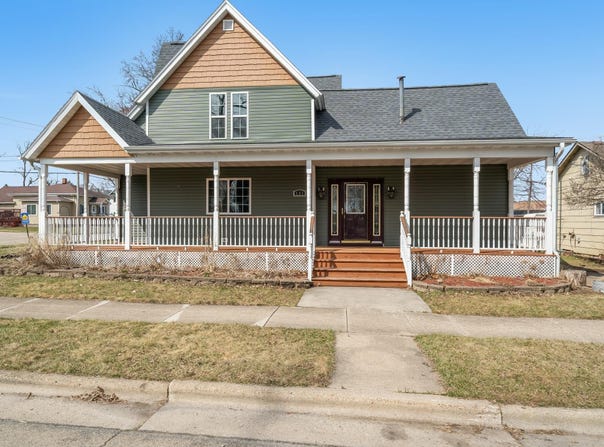 131 MADISON Avenue, OMRO, WI 54963