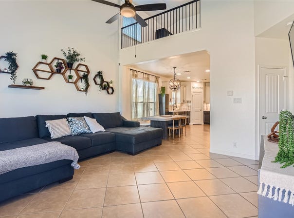 1309 Sunny Meadows LOOP, Georgetown, TX 78626