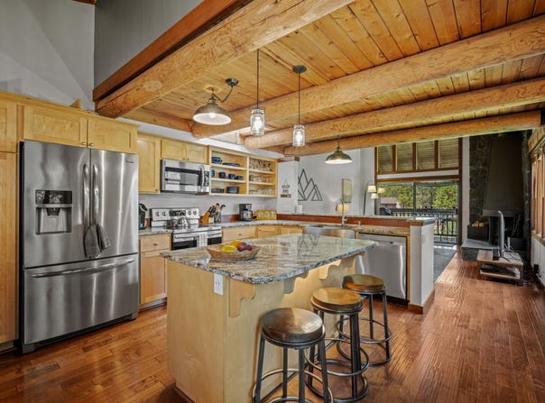 57089 Wild Lily Lane, Sunriver, OR 97707
