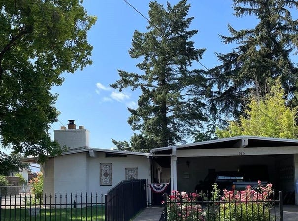 930 Reddy Avenue, Medford, OR 97504