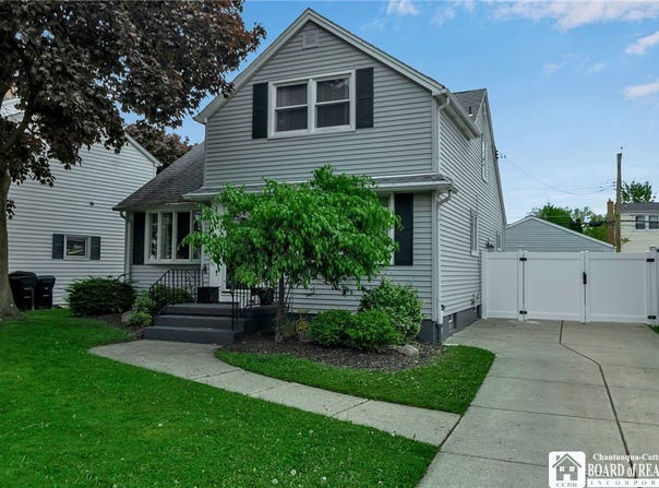 62 Thistle Avenue, Tonawanda, NY 14150