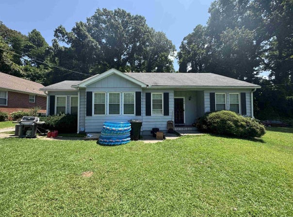 104 Avalon Pl., Helena, AR 72342