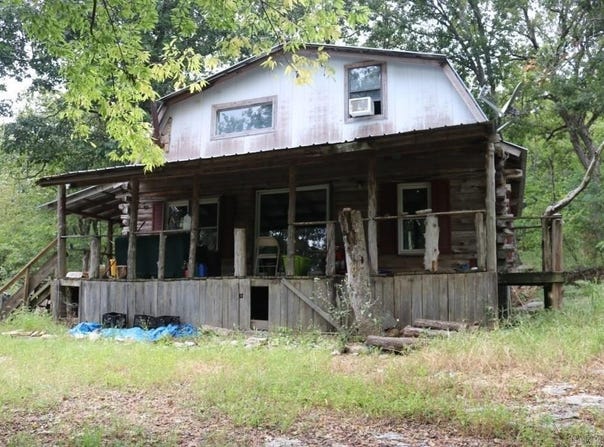 121 Wickham Road, Mountain View, AR 72560