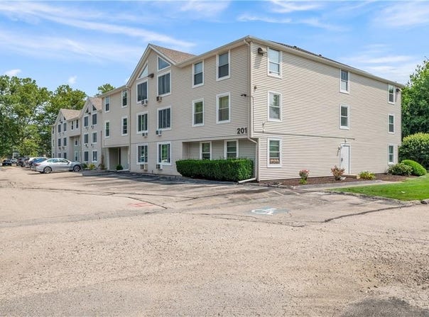 201 Woodlawn Avenue, North Providence, RI 02904