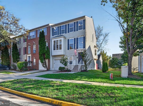 43449 LAIDLOW Street, CHANTILLY, VA 20152